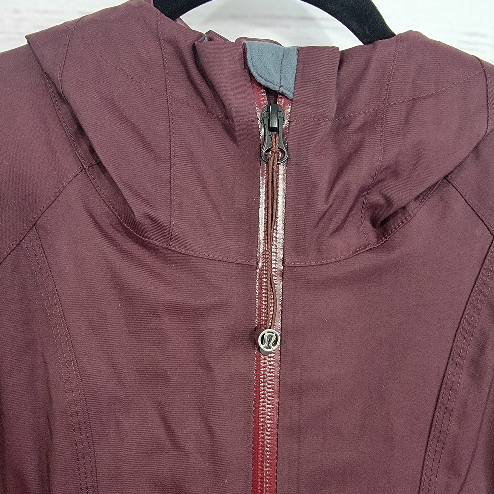 Lululemon Athletica Right As Rain Plum Raincoat 4 - Picture 3 of 5